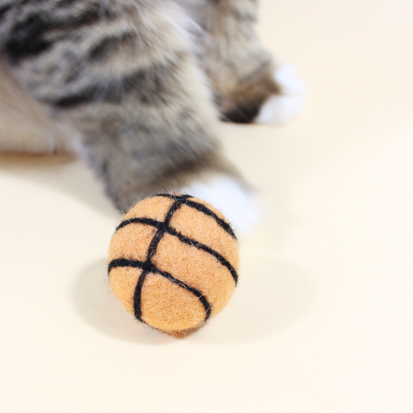 Natural Wool Basketball Cat Toy