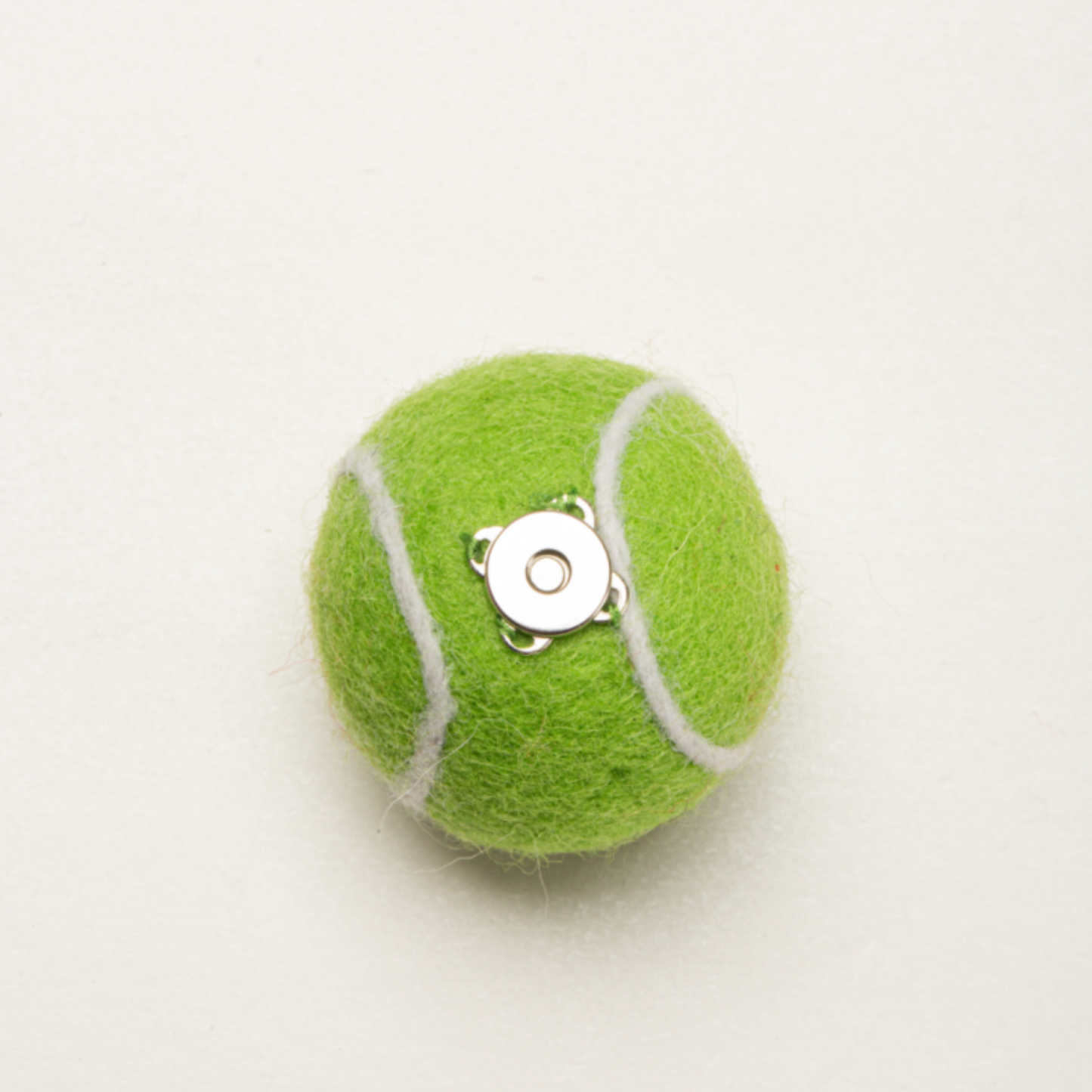 Wool Sports Ball Cat Toy Set with Magnetic Base