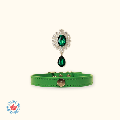 Modular Cat Charm – Emerald Royal Gem Set