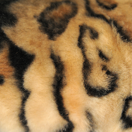 16-Inch Custom Pet Plush Gift (41 cm) – Handcrafted Collector’s Edition