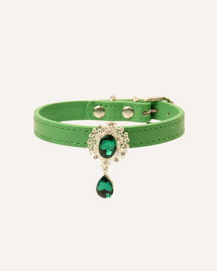 MoriCat Premium Gift Bundle Box with Teardrop Jewel in Emerald on Green Collar with Green Bowtie