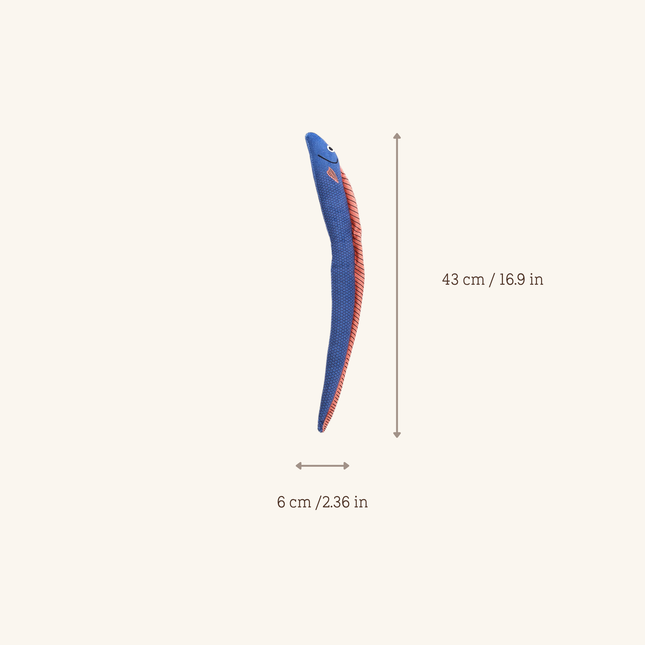 A blue and red eel-shaped plush toy is shown on a light beige background with dimension arrows and text indicating a height of 43 cm (16.9 in) and a width of 6 cm (2.