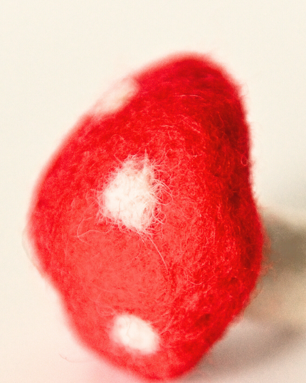 Moricat Handmade Wool Mushroom Cat Toy