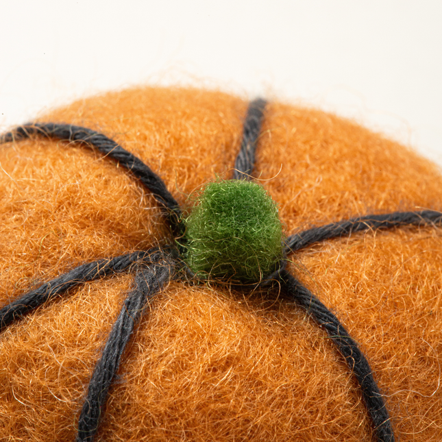 Moricat Handmade Wool Pumpkin Cat Toy (Magnetic version ONLY)