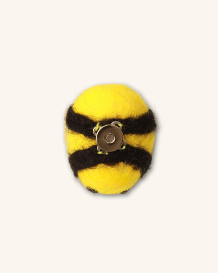 Moricat Handmade Bee-Shape Wool Cat Toy