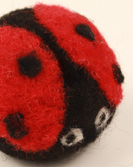 Moricat Handmade Ladybug-Shape Wool Cat Toy